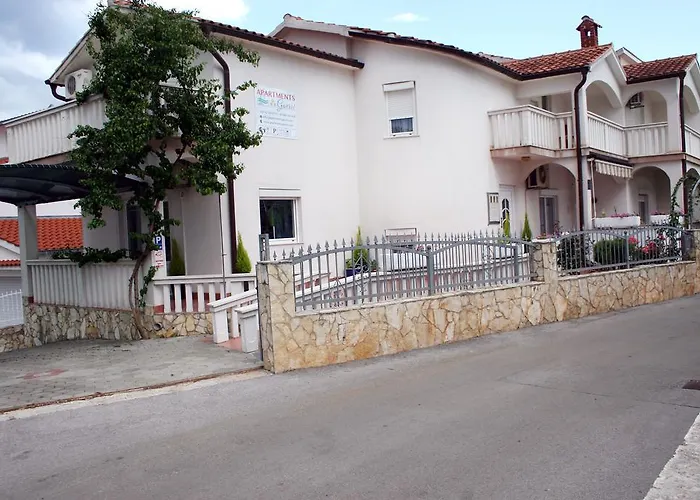 Apartments Gavric